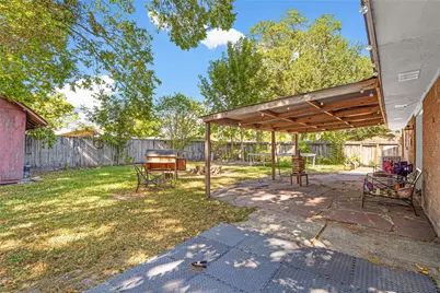 9319 Jaywood Drive, Houston, TX 77040 - Photo 20