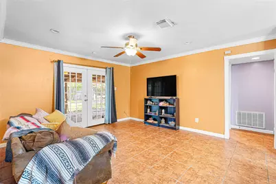 9319 Jaywood Drive, Houston, TX 77040 - Photo 12