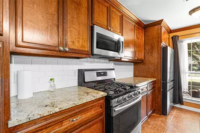 9319 Jaywood Drive, Houston, TX 77040 - Photo 10