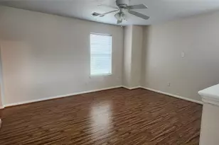 9710 Fieldbloom Ln, Sugar Land, TX 77498 - Photo 16