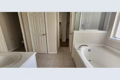 9710 Fieldbloom Lane, Sugar Land, TX 77498 - Photo 12