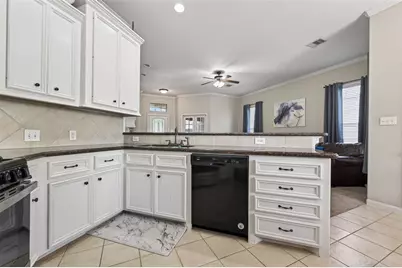 118 Snug Harbor Drive, Conroe, TX 77356 - Photo 16