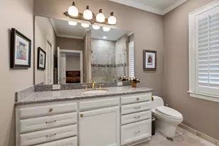 9018 Bace Dr, Houston, TX 77055 - Photo 42