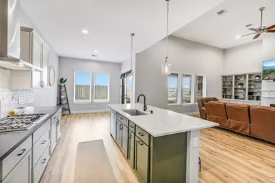 10015 Goliad Drive, Mont Belvieu, TX 77523 - Photo 16