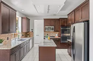 17518 Rustling Aspen Ln, Houston, TX 77095 - Photo 8