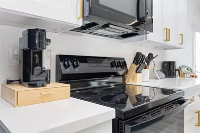 2325 Hampton Drive, Houston, TX 77088 - Photo 8