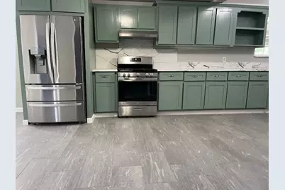 1806 N Avenue S, Freeport, TX 77541 - Photo 6