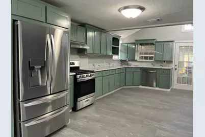 1806 N Avenue S, Freeport, TX 77541 - Photo 8