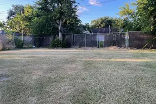 1806 N Ave S, Freeport, TX 77541 - Photo 34