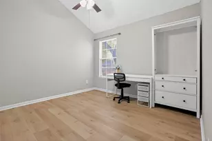 11710 Southlake Dr, Houston, TX 77077 - Photo 20