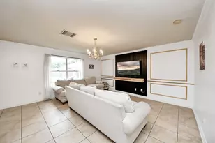 611 Remwick Dr, Houston, TX 77073 - Photo 14