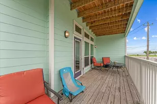 1111 San Jacinto St, La Porte, TX 77571 - Photo 6