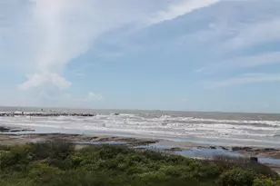 1015 30th St, Galveston, TX 77550 - Photo 6