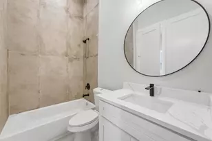 1942 Purswell Rd, Houston, TX 77055 - Photo 8