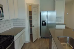 6918 Morales Way, Richmond, TX 77469 - Photo 18