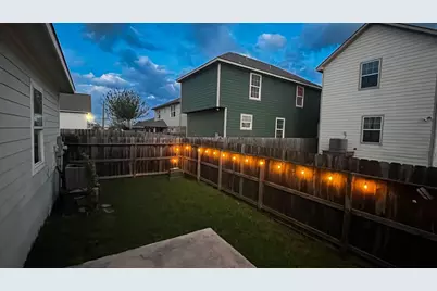 7307 Magnolia Blossom, Galveston, TX 77551 - Photo 20