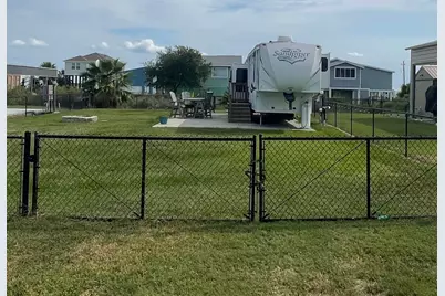 1214 W Canal, Crystal Beach, TX 77650 - Photo 6