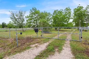 3650 Rivers Rd, Pearland, TX 77578 - Photo 4