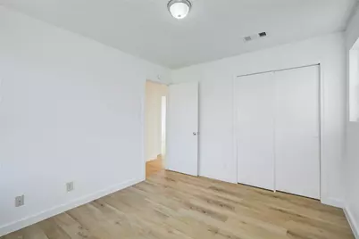 424 S Avenue B, Freeport, TX 77541 - Photo 24