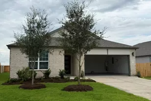 3041 Mistflower Trl, Brookshire, TX 77423 - Photo 2