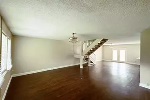 2209 Triway Ln, Houston, TX 77043 - Photo 8