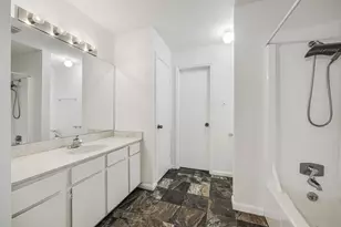 1914 Augusta Dr, Houston, TX 77057 - Photo 22