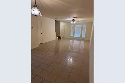5815 SE Red River Drive, Dickinson, TX 77539 - Photo 2