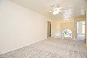 10138 Duchamp Dr, Houston, TX 77036 - Photo 18