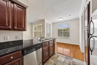 7575 Kirby Drive #2217, Houston, TX 77030 - Photo 6