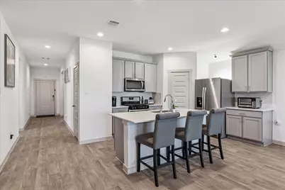 1115 Della Lane, Rosharon, TX 77583 - Photo 4