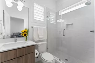 5827 Dolores St, Houston, TX 77057 - Photo 18