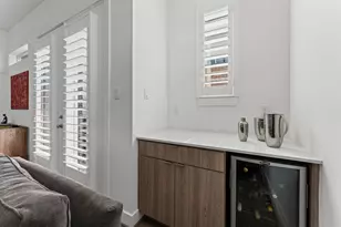 5827 Dolores St, Houston, TX 77057 - Photo 10