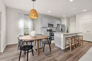 919 Amesbury Ct, Conroe, TX 77316 - Photo 10