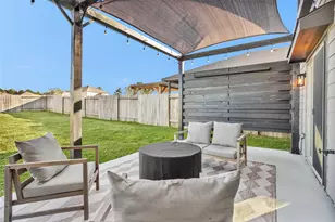 919 Amesbury Ct, Conroe, TX 77316 - Photo 36