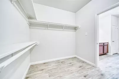 6934 Orchid Street, Baytown, TX 77521 - Photo 10