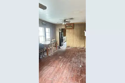 7909 Narcissus Street, Houston, TX 77012 - Photo 2