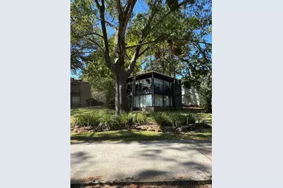 1425 April Villas, Conroe, TX 77356 - Photo 4