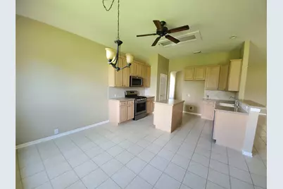 7610 Broken Oak Lane, Sugar Land, TX 77479 - Photo 8