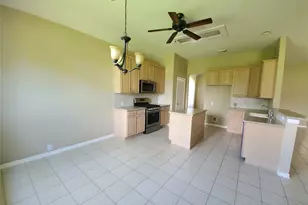 7610 Broken Oak Ln, Sugar Land, TX 77479 - Photo 8