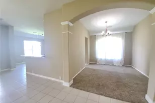 7610 Broken Oak Ln, Sugar Land, TX 77479 - Photo 4