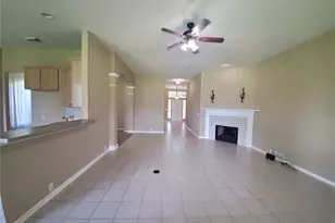 7610 Broken Oak Ln, Sugar Land, TX 77479 - Photo 12