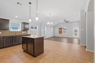 4506 Prince St, Baytown, TX 77521 - Photo 6