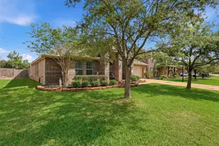 6718 Honeycrest Lane, Spring, TX 77389 - Photo 2