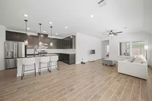 10111 Crescendo Wy, Iowa Colony, TX 77583 - Photo 4