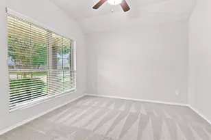 2913 Landing Edge Ln, League City, TX 77539 - Photo 4