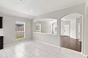 2913 Landing Edge Ln, League City, TX 77539 - Photo 8