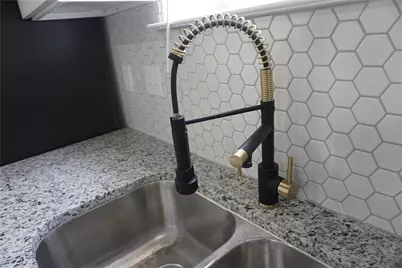 9978 Calendar, Willis, TX 77318 - Photo 6