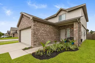 3432 Wooded Ln, Conroe, TX 77301 - Photo 2