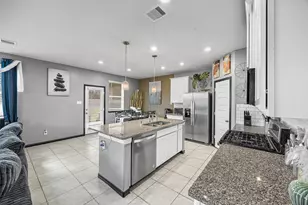 12312 Swae Lee Way, Houston, TX 77048 - Photo 8