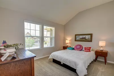 25710 Oakwood Knoll Drive, Katy, TX 77494 - Photo 32